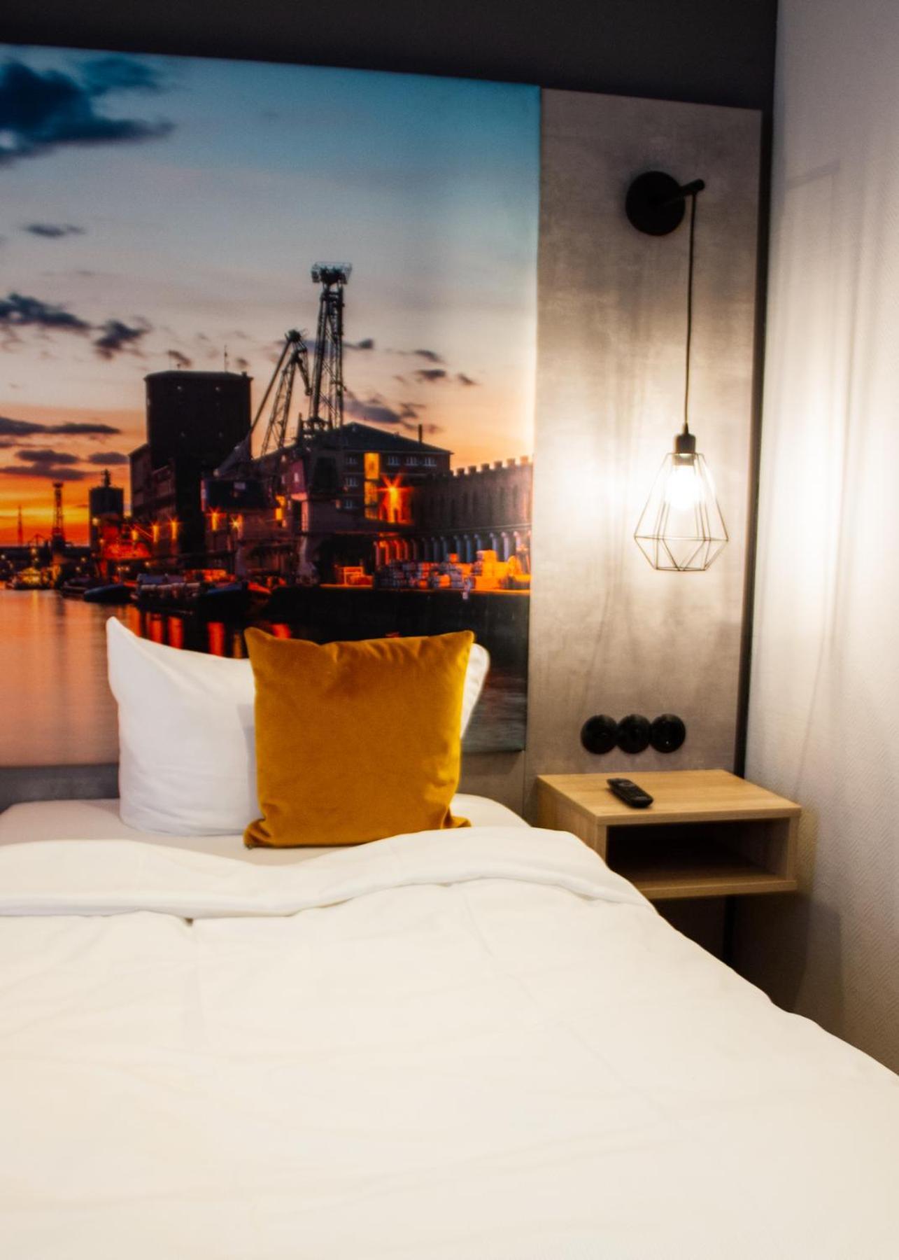 Hotel-Restaurant Steuermann Karlsruhe Zewnętrze zdjęcie