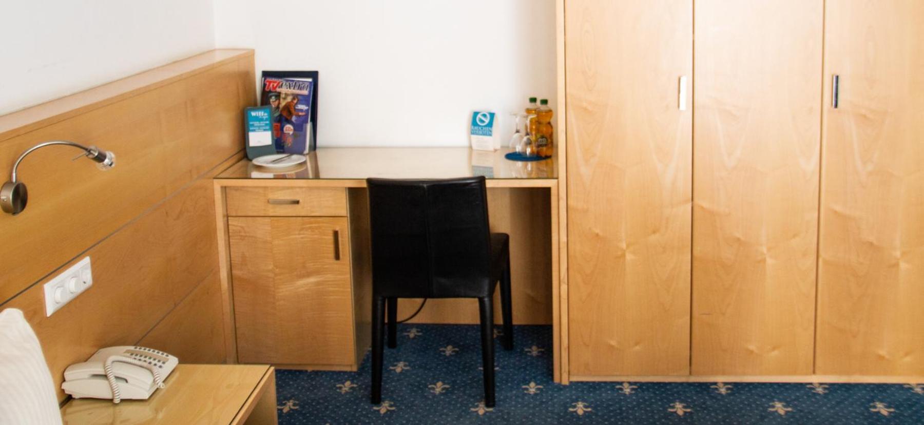 Hotel-Restaurant Steuermann Karlsruhe Zewnętrze zdjęcie