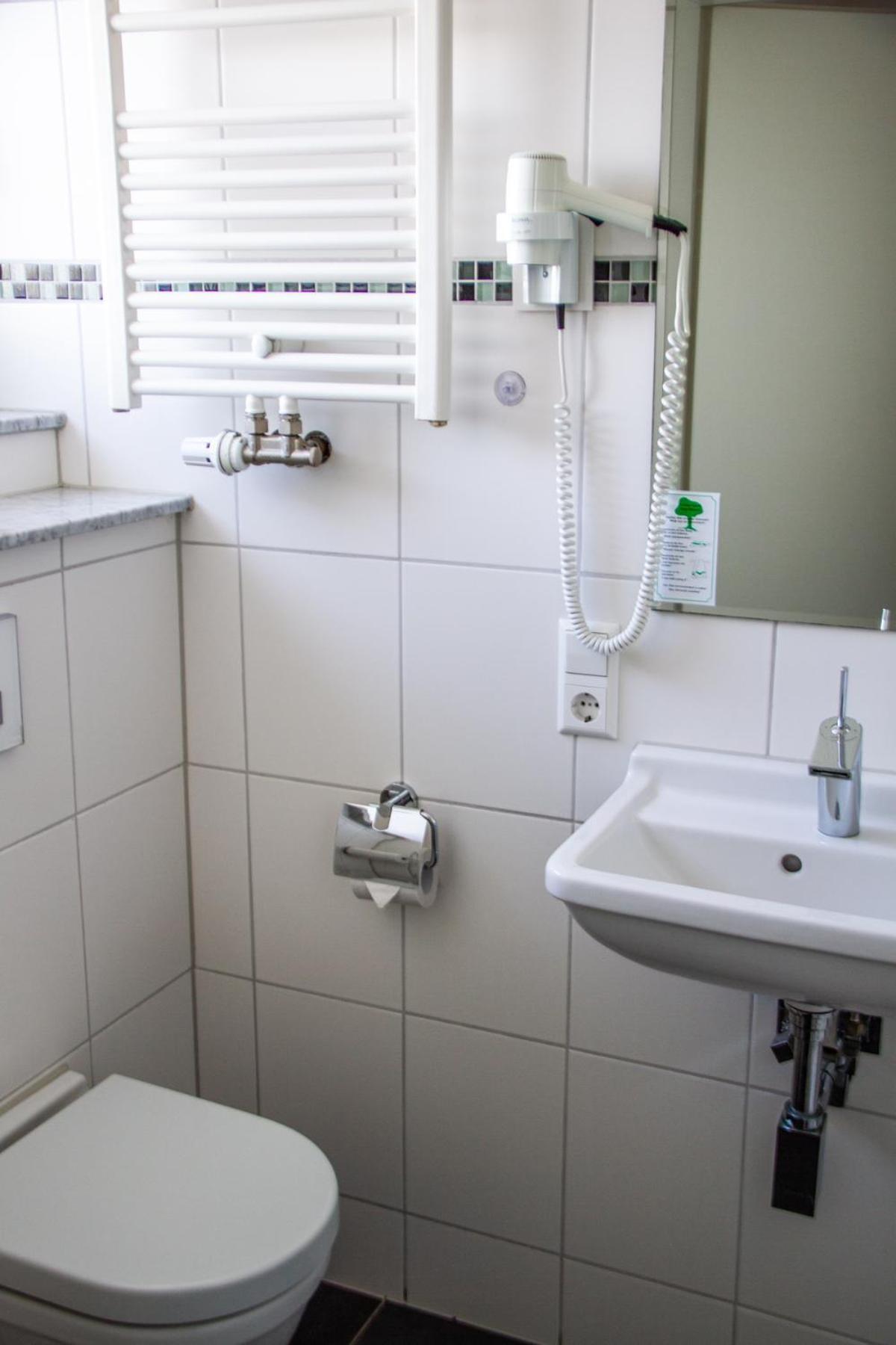 Hotel-Restaurant Steuermann Karlsruhe Zewnętrze zdjęcie