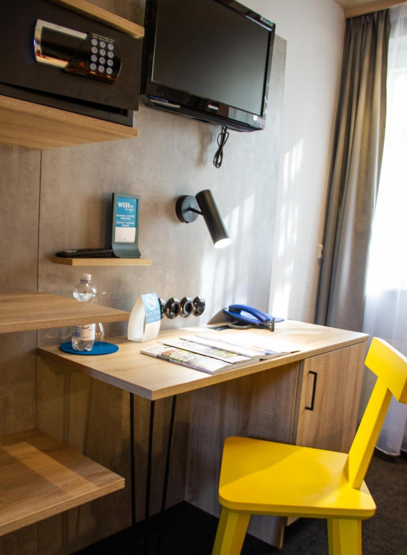 Hotel-Restaurant Steuermann Karlsruhe Zewnętrze zdjęcie
